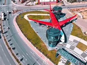 Bilim merkezine dönüştürülen uçakta çıkan yangın söndürüldü
