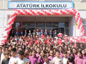 Bingöl’de İlköğretim Haftası coşkuyla kutlandı
