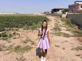 ’Bir çocuk benim gibi hızlı koşmak ister’ diyen 11 yaşındaki Süreyya, asfalt ve toprak yollarda antrenman yapıyor
