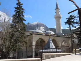 Birçok badire atlatan 508 yıllık cami tarihe tanıklık etmeye devam ediyor
