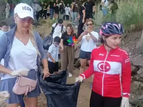 Bisiklet binme ve çevre temizliği etkinliği
