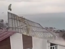 Bitlis’te dolu ve fırtına
