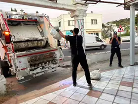 Bodrum’da kapalı kasap deposundan 400 kilo bozuk et çıktı
