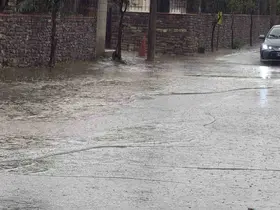 Bodrum’da sağanakla birlikte dereler taştı

