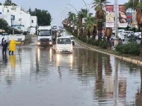 Bodrum’da yol göle döndü
