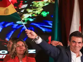 Bolivya’da 20 yıllık MAS iktidarı sona erdi: Yeni Devlet Başkanı merkez sağ adayı Paz oldu

