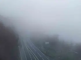 Bolu Dağı’nda sis ve sağanak etkili oluyor
