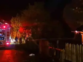 Bolu’da üzerine yıldırım düşen ev alev alev yandı

