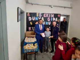 Bolvadin’de gıda günü kutlandı
