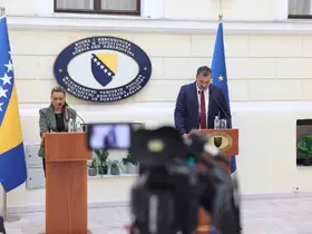 Bosna Hersek Sırbistan ile ilişkileri en alt seviyeye indirme kararı aldı
