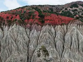 Bozkırın saklı yüzü: Doğanın mest eden izleri havadan görüntülendi
