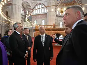 Bulgaristan İçişleri Bakanı Emil Dachev Selimiye Camii’ne hayran kaldı
