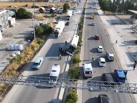 Burdur’da tur otobüsü devrildi, 34 kişi yara almadan kurtuldu
