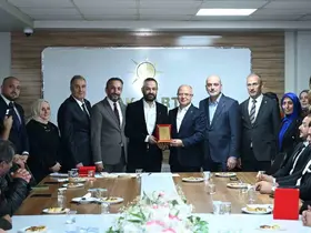Bursa’da 800 yeni üye AK Parti’ye katıldı
