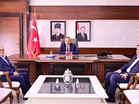 Büyükşehir Belediye Meclisi toplantısı öncesi Vali Canbolat, AK Parti ve CHP İl Başkanlarını ağırladı
