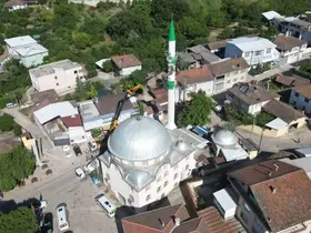 Büyükşehir eliyle camiler yenileniyor
