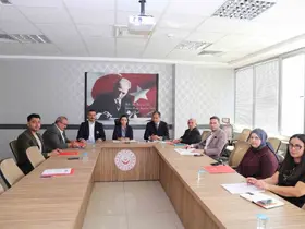 Büyükşehirin Alzheimer Merkezi projesi için hizmet modeli masaya yatırıldı
