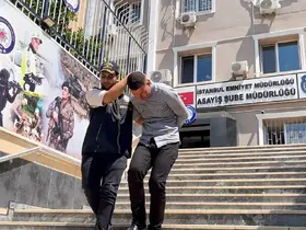 Camide namaz kılan şahsın içerisinde 450 bin TL bulunan çantasını çalan şüpheli yakalandı
