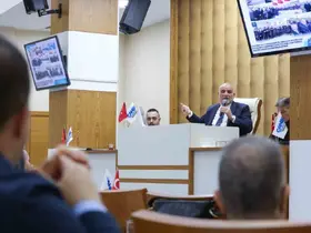 Canik’te burslar hesapta, Meşe Tesisleri yenileniyor
