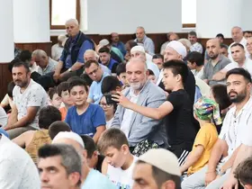 Canik’te camiler çocuklarla doldu taştı
