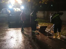Çayırova’da sağanağa karşı ekipler gece boyunca çalıştı
