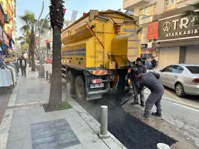 Çayırova’nın en işlek caddesinde asfalt onarımı yapıldı

