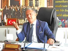 ÇESO Başkanı Köfüncü: "Çeşme esnafı sezonu beklenen düzeyde geçiremedi"
