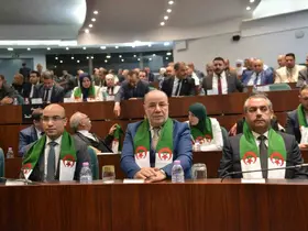 Cezayir’de Fransız sömürgeciliğini suç ilan eden yasa tasarısı oybirliği ile kabul edildi
