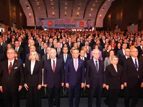 CHP Genel Başkanı Özel: "Bölgemiz bir ateş çemberine dönüşmüş durumda"
