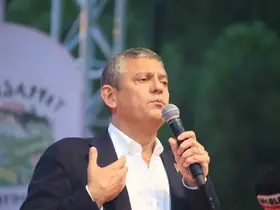 CHP Genel Başkanı Özel, Muğla’daki mitingde konuştu
