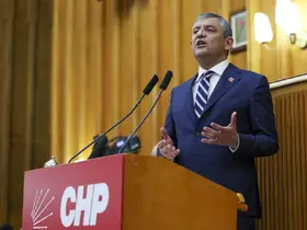 CHP lideri Özel: "Özgüven eksikliği ile seçimden kaçıldığını görmekteyiz"