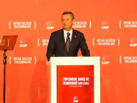 CHP lideri Özel: "Suriye’nin huzur ve refahı Türkiye’ye de kazandırır"
