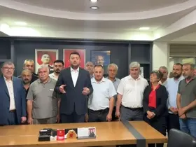 CHP’de gece yarısı çilingirli devir
