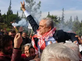 CHP’den istifa eden Çakır memleketi Mersin’de coşkuyla karşılandı
