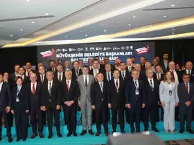 CHP’li Büyükşehir Belediye Başkanları Balıkesir’de buluştu
