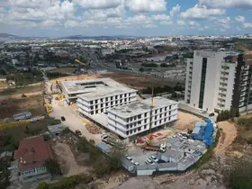 Çiftçi, yapımı devam eden projeleri inceledi
