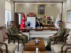 Çıldır 2. Hudut Tabur Komutanı Günfer’den Kaymakam Akköz’e ziyaret
