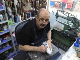 Çırak sıkıntısı ayakkabıcılarda gece mesaisini zorunlu kıldı
