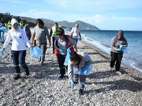 Çıralı’da sahil temizliği yapıldı
