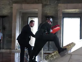 Çivril heyeti Anıtkabir’de Ata’nın huzurunda
