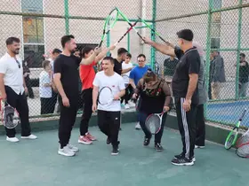 Cizre’de özel çocuklar için tenis şöleni
