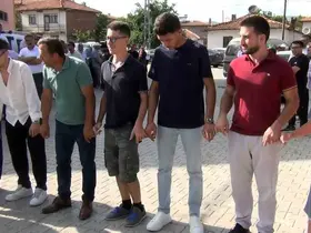 Çorum’da düğüne İtalyan damgası: İki İtalyan halay çekip çiftetelli oynadılar
