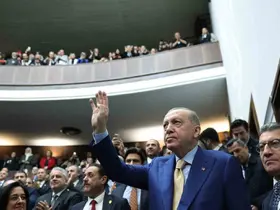 Cumhurbaşkanı Erdoğan: "Laiklik kavramının arkasına saklanmaktan vazgeçin" (1)
