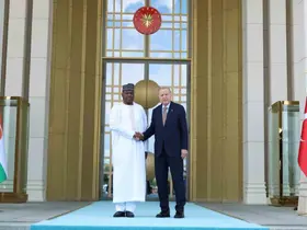 Cumhurbaşkanı Erdoğan, Nijer Cumhurbaşkanı Tchiani’yi törenle karşıladı
