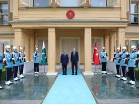 Cumhurbaşkanı Erdoğan, Pakistan Başbakanı Şerif’i resmi törenle karşıladı
