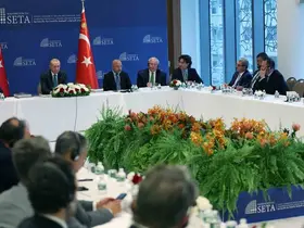 Cumhurbaşkanı Erdoğan,  SETA eşgüdümünde ABD’li düşünce kuruluşu temsilcileriyle bir araya geldi
