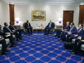 Cumhurbaşkanı Erdoğan, Somali Cumhurbaşkanı Şeyh Mahmud ile görüştü
