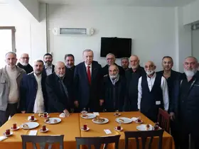 Cumhurbaşkanı Erdoğan spor kulübünü ziyaret etti
