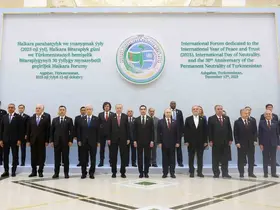 Cumhurbaşkanı Erdoğan, Türkmenistan’da aile fotoğrafı çekimine katıldı
