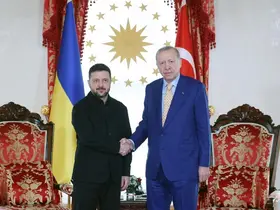 Cumhurbaşkanı Erdoğan, Ukrayna Devlet Başkanı Zelenskiy ile bir araya geldi
